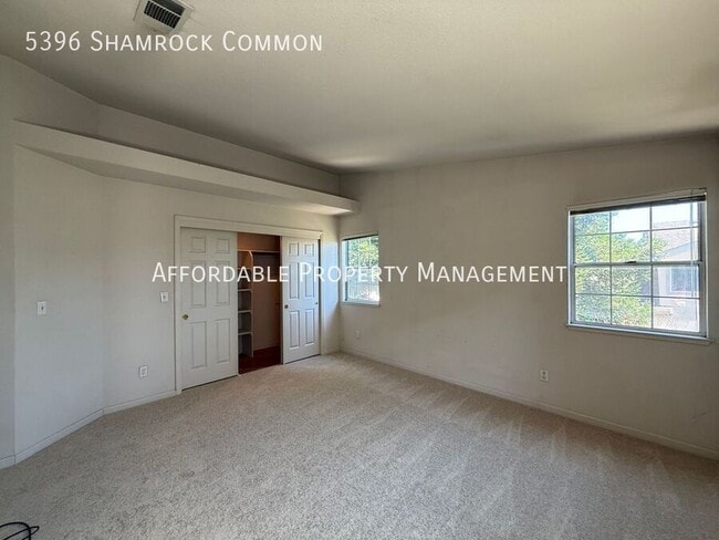 Building Photo - 5396 Shamrock Common