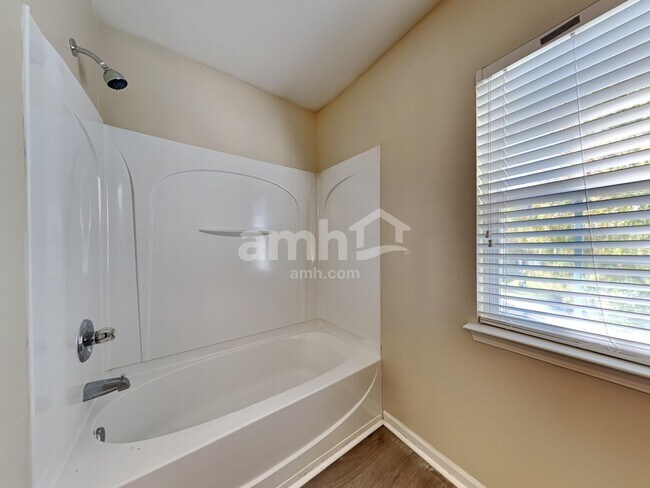 Building Photo - 138 Kimberton Ave