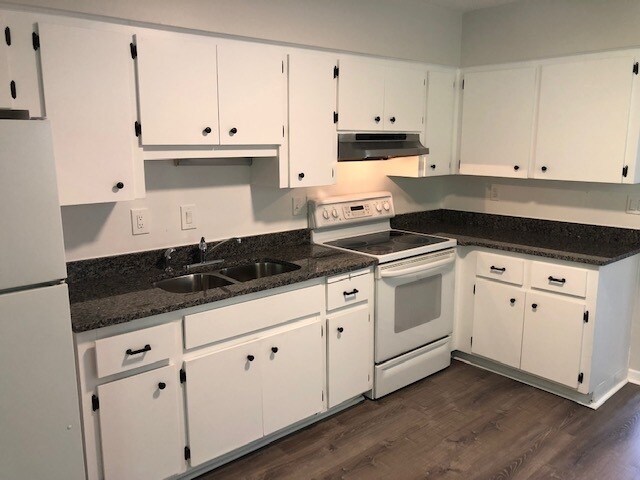 Building Photo - 2308B 52nd Avenue Dr W
