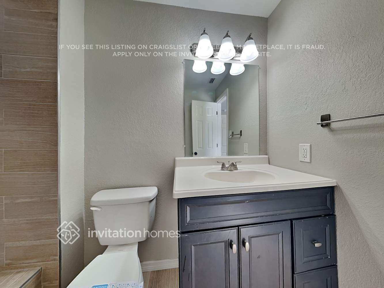 Building Photo - 548 Oak Creek Dr