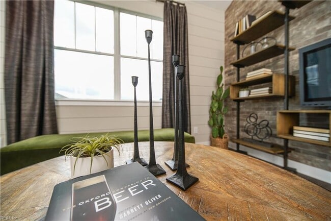 Building Photo - 312 Fishers Ct