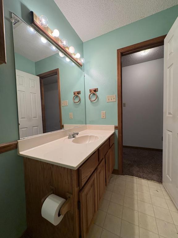 Building Photo - 1508 Beachview Dr