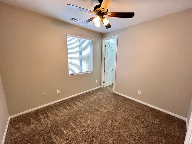 Building Photo - Beautiful 4/Bed/3Bath/2Car Two-Story Home with Loft and Office in Providence!