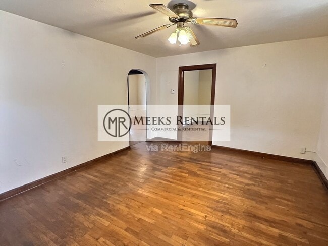 Building Photo - 944 Florida St