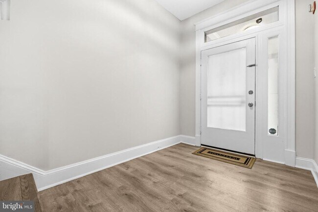 Building Photo - 3928 14th St NW