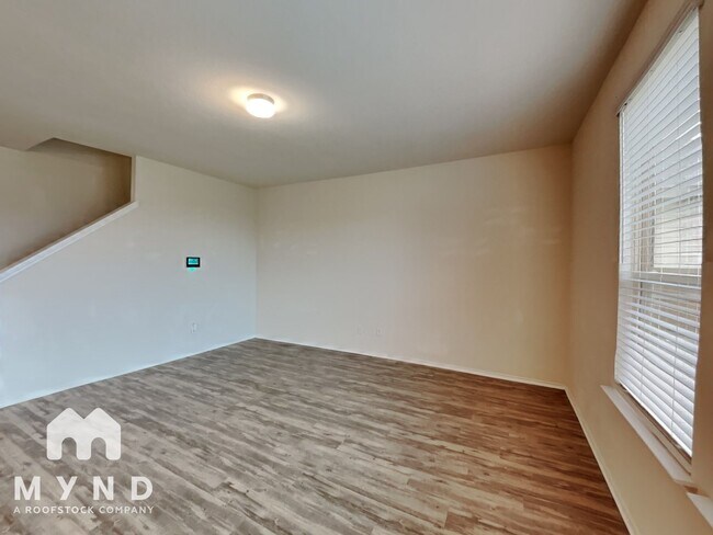 Building Photo - 113 Kildeer Pass