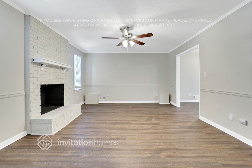 Building Photo - 2052 Marbut Ln