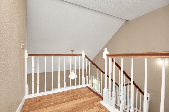 Building Photo - 2822 Great Lakes Ave