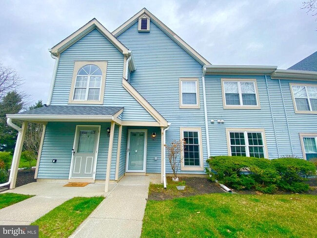 Building Photo - 167 Andover Pl