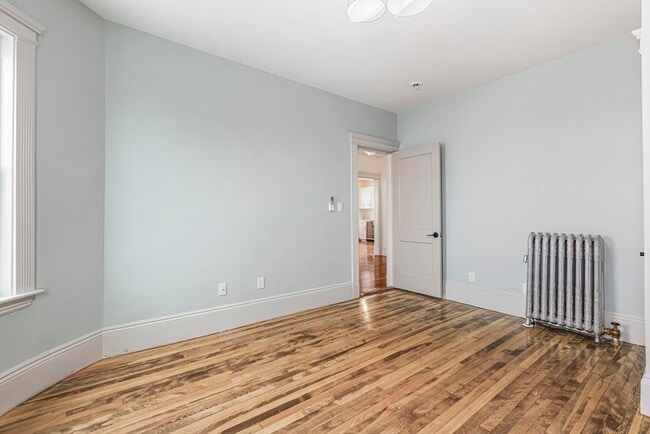 Building Photo - 41 Westmoreland St