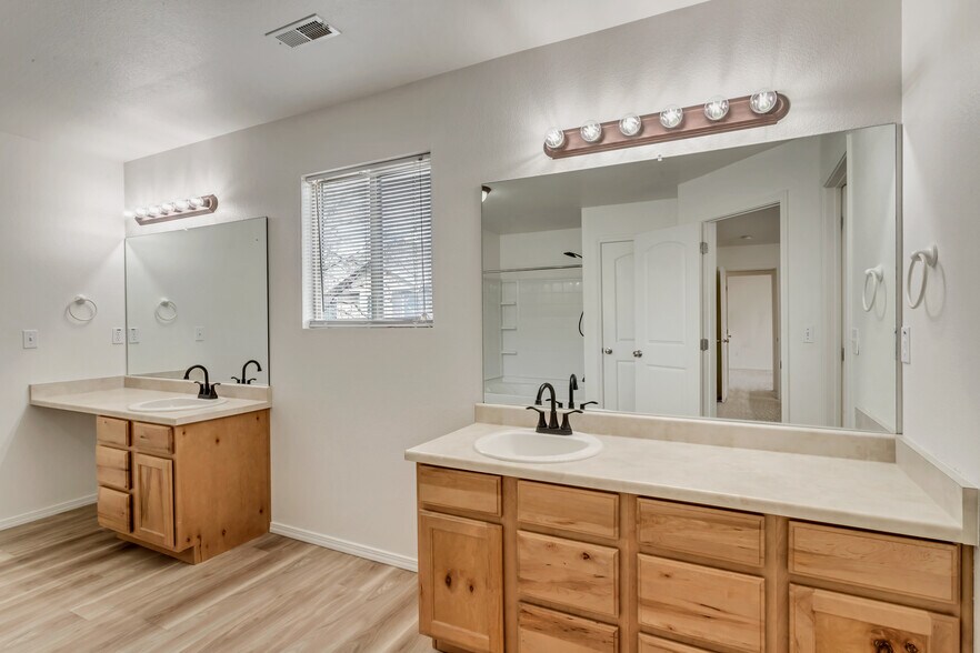 Dual vanity master restroom - 2867 W 400 S