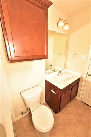 Building Photo - 3217 Jackal Dr