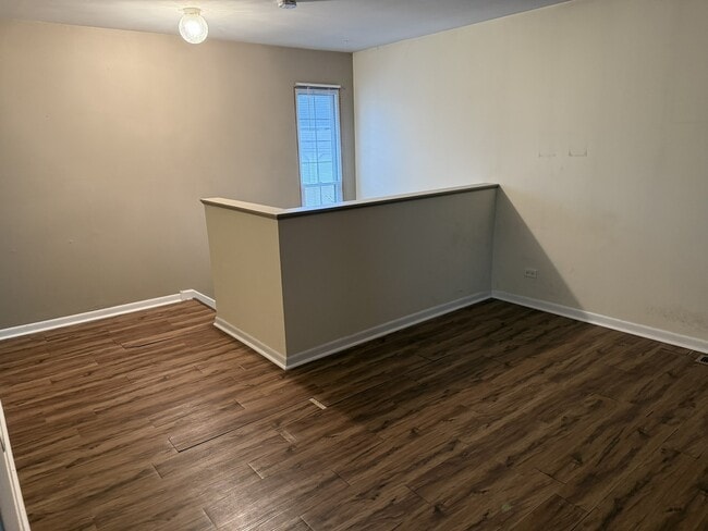 Building Photo - 704 Wakefield Rd