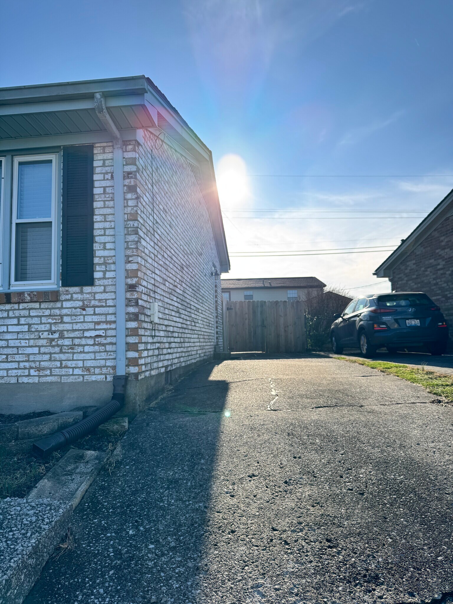 Building Photo - 308 E Tiverton Way