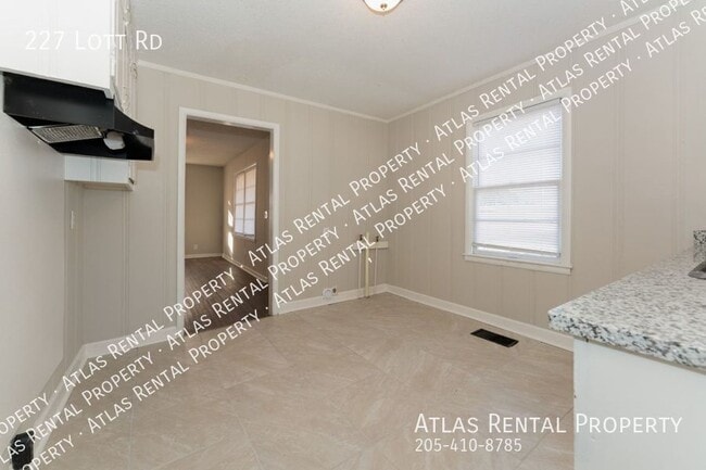 Building Photo - 227 Lott Rd