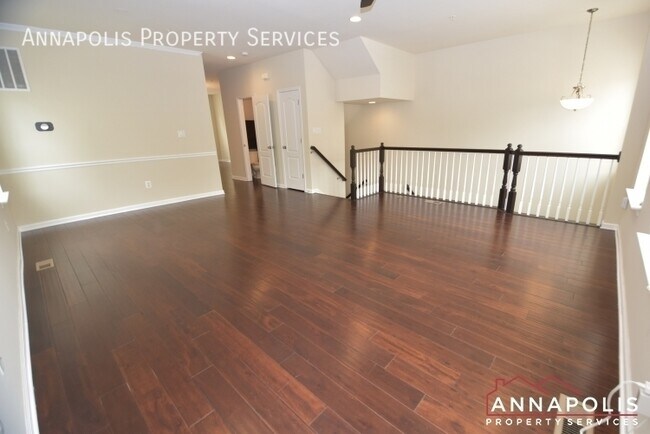 Building Photo - 717 Millhouse Dr