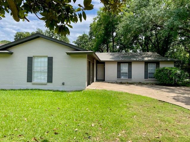 Building Photo - 2714 Buffalo Dr