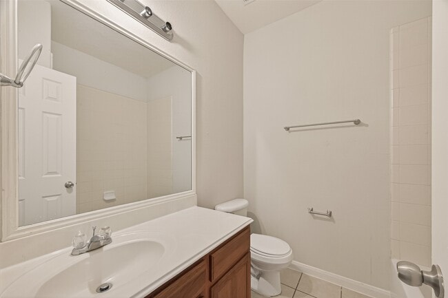 Building Photo - 1918 Riane Ln