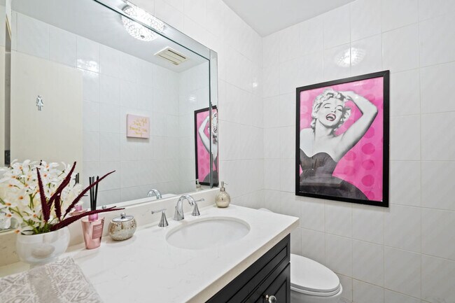 Building Photo - 4501 Briarcliff Ln