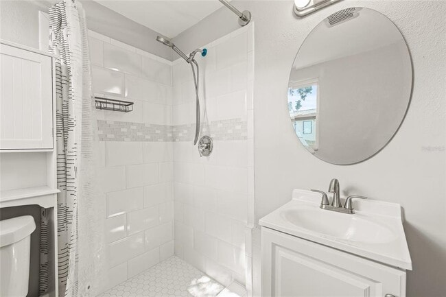 Building Photo - 4350 1st Ave S