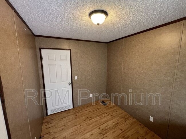 Building Photo - 5510 Lavey Ln