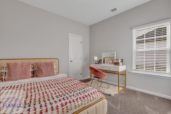 Building Photo - 181 Sunflower Cir NE