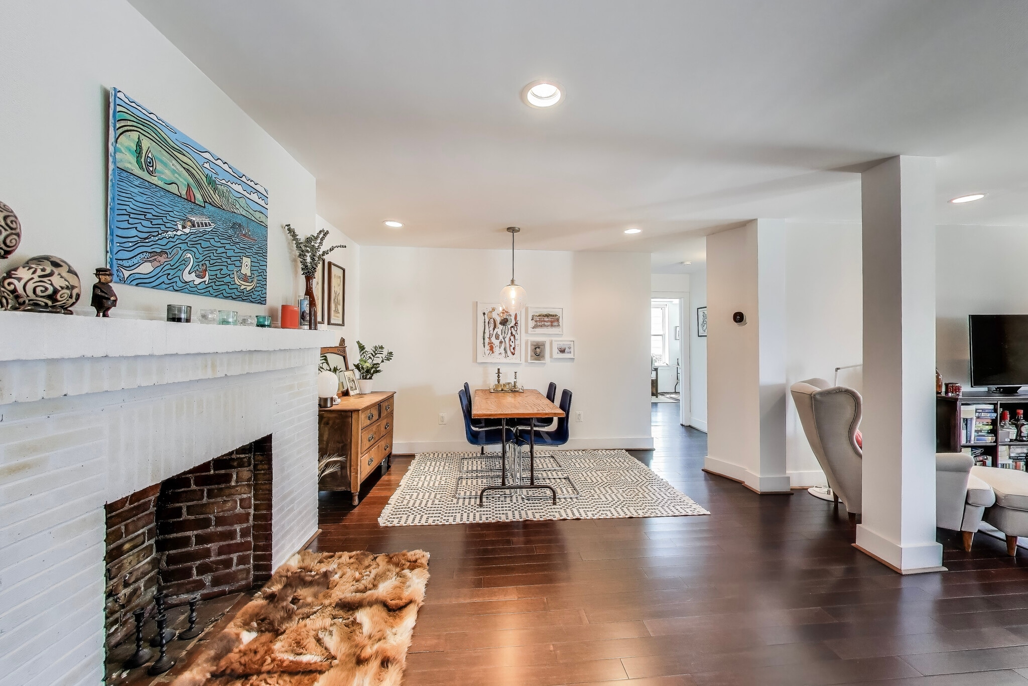 Building Photo - 1461 Girard St NW