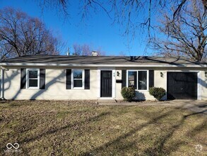 Building Photo - 48 Southlane Dr