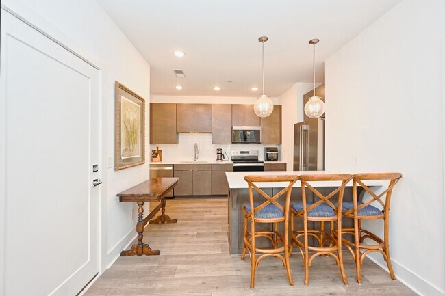 Building Photo - **2022-BUILT CONDO IN THE HEART OF WEDGEWOOD-HOUSTON WALKING DISTANCE TO GEODIS PARK**