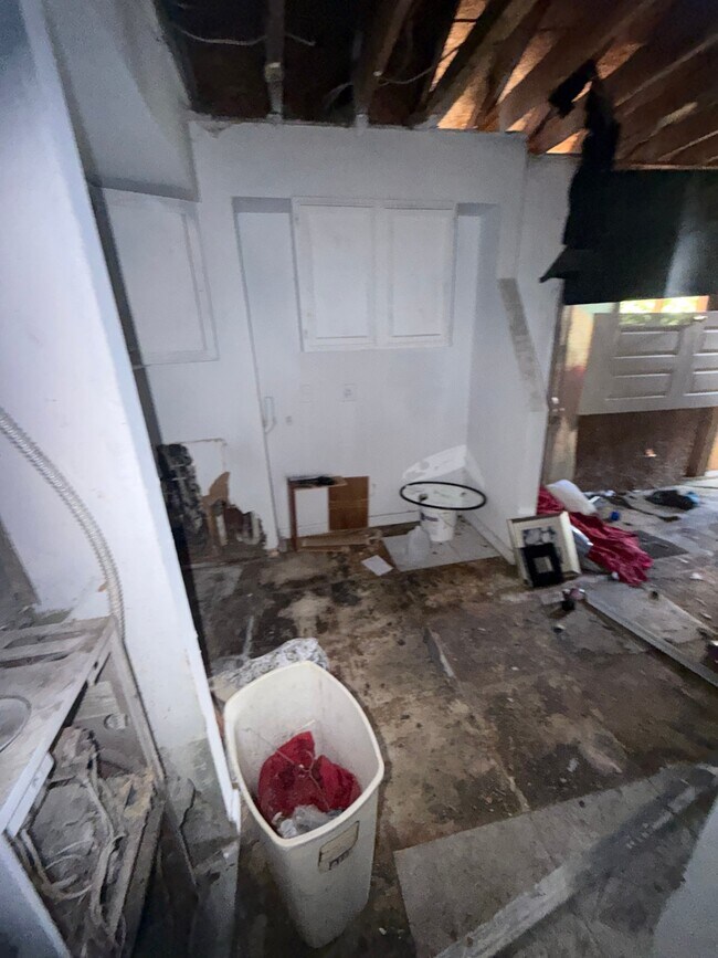 Building Photo - 30 Delores Dr