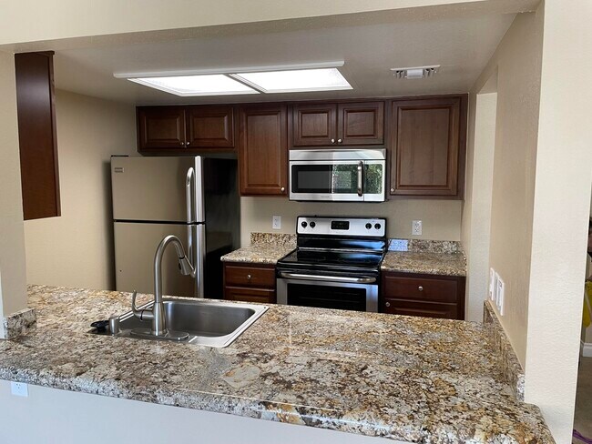 Building Photo - 43376 Cook St