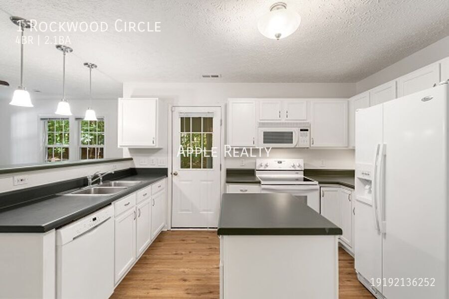 Building Photo - 1 Rockwood Cir