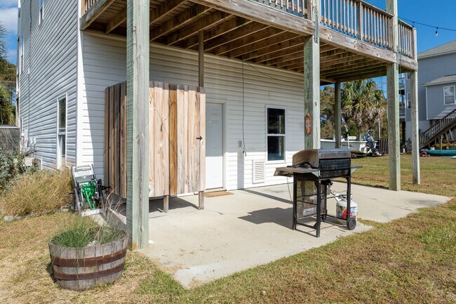 Building Photo - The Palms @ Sneads Ferry - Winter Rental