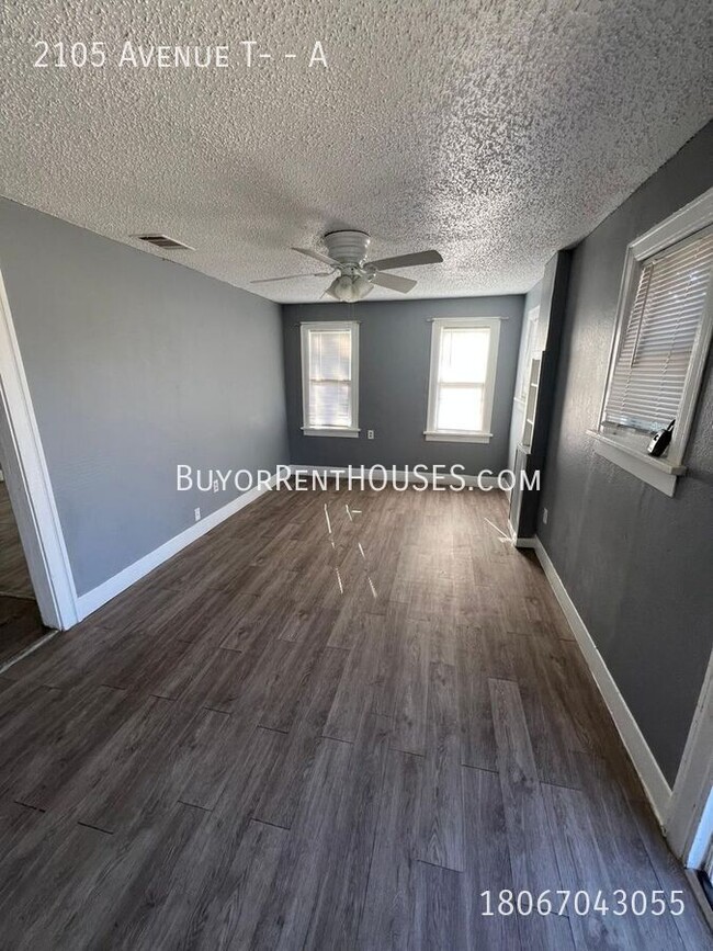 Building Photo - $499 Move-In Special (+ admin fee) + $0 De...