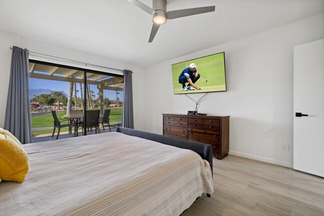 Building Photo - 40985 La Costa Cir W