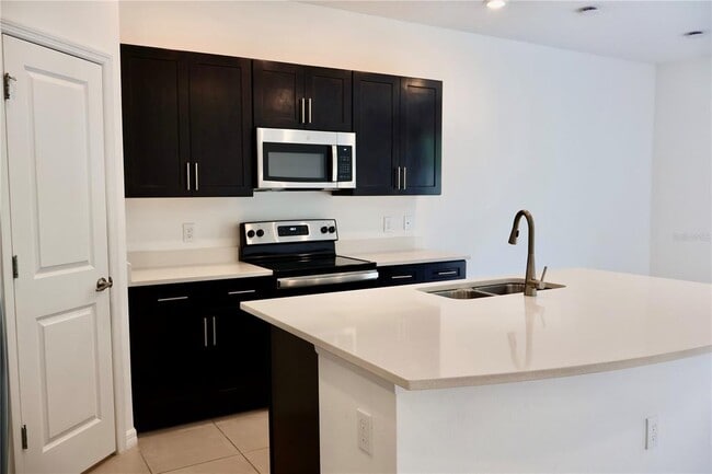 Building Photo - 3635 Davenport Creek Ct