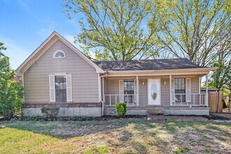 Building Photo - 6609 Waders Ridge Dr