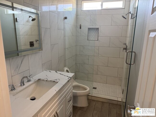 Building Photo - 12385 Sumac Dr