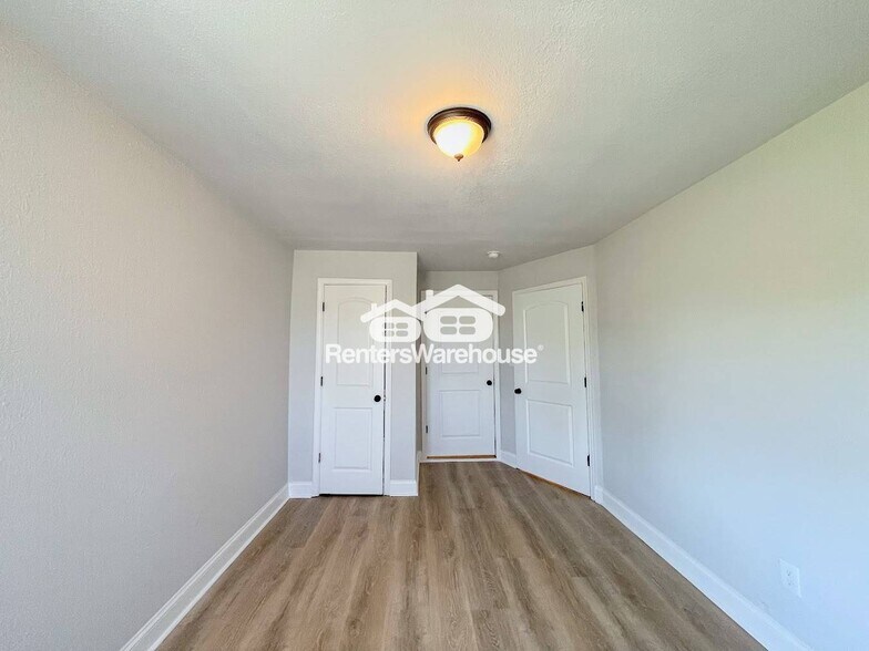 Building Photo - 2423 E Virginia Beach Blvd