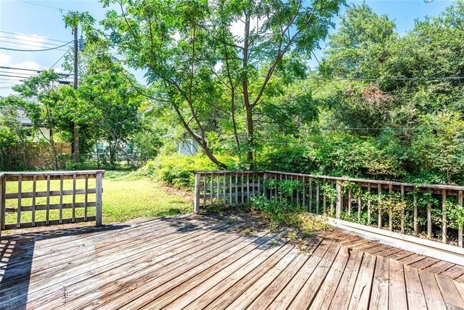 Building Photo - 7602 Delafield Ln