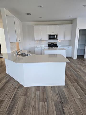 Building Photo - 2410 Bold Venture Dr