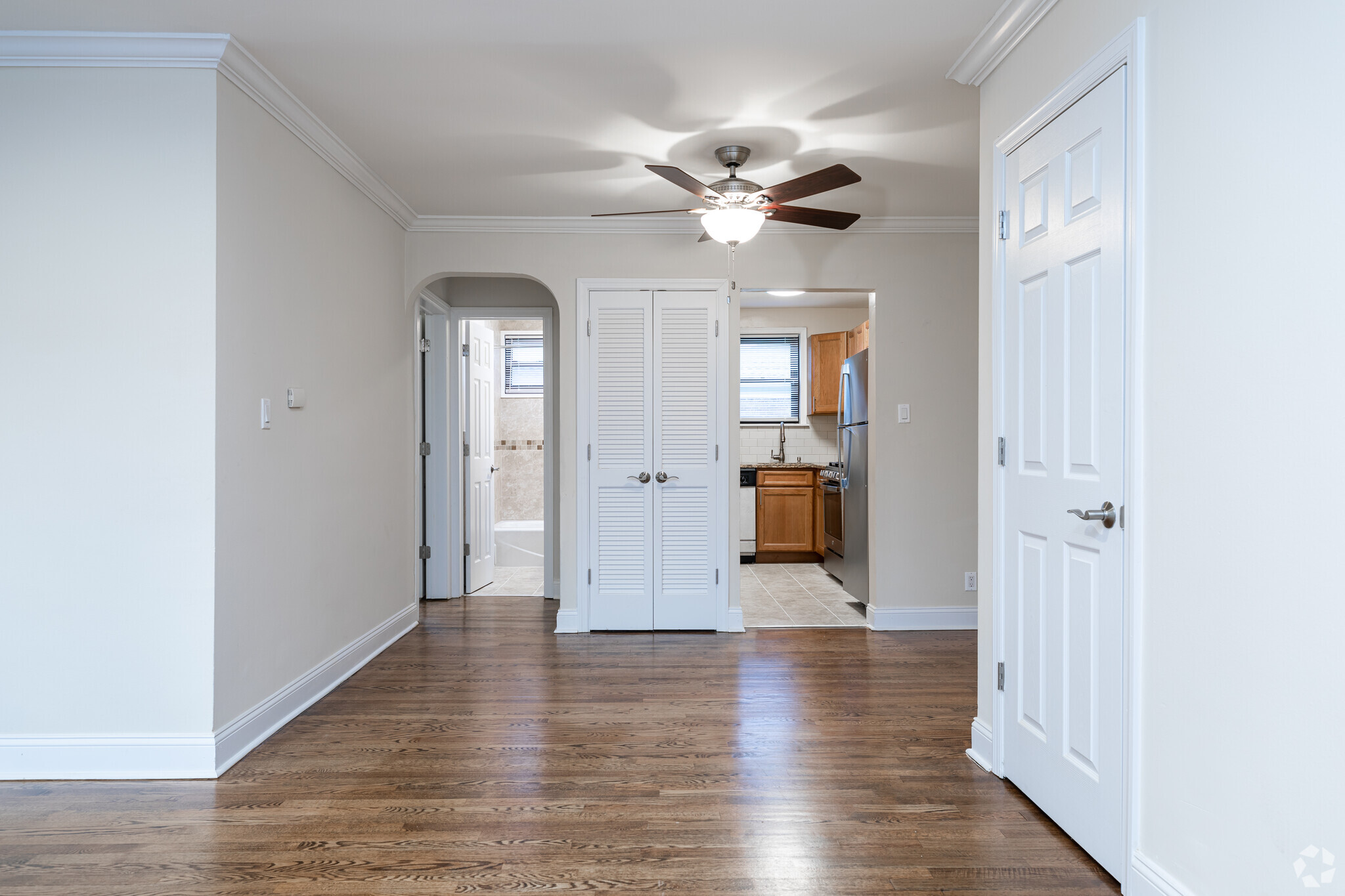 Dining Room - Englewood Village, LLC