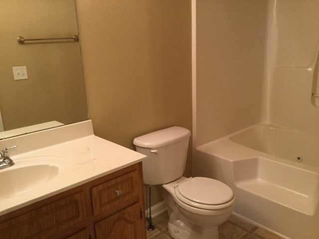 Building Photo - 4021 New Grange Cir