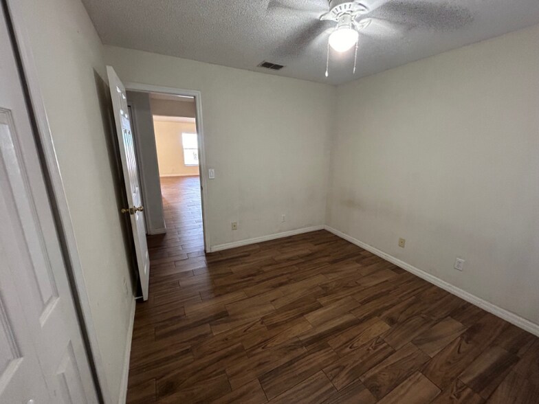 Building Photo - 4434 Brookdale Ct