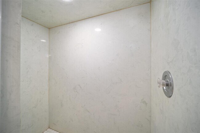 Building Photo - 3025 W Bermuda Dunes Dr