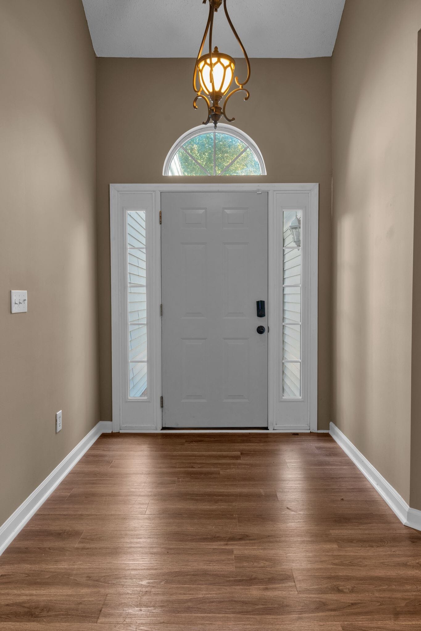 Building Photo - 1409 Aaronwood Dr