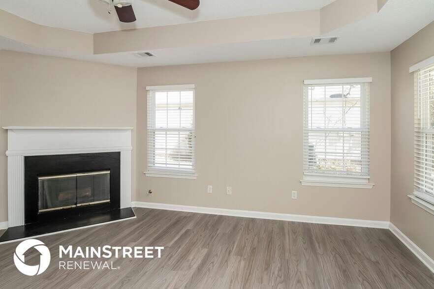 Building Photo - 3560 Brookstone Way