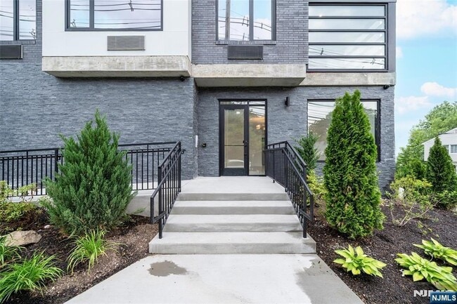 Building Photo - 3309 Liberty Ave