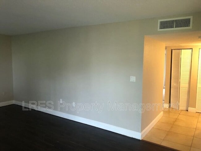 Building Photo - 4751 S Texas Ave