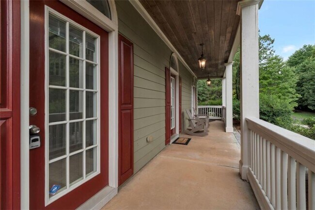Building Photo - 100 Hardwood Ln